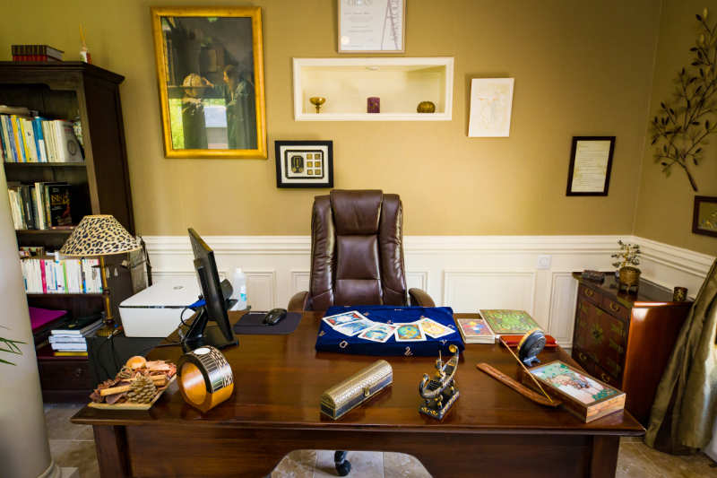 Mon cabinet d'astrologue Présentation de Marianne Pellieu